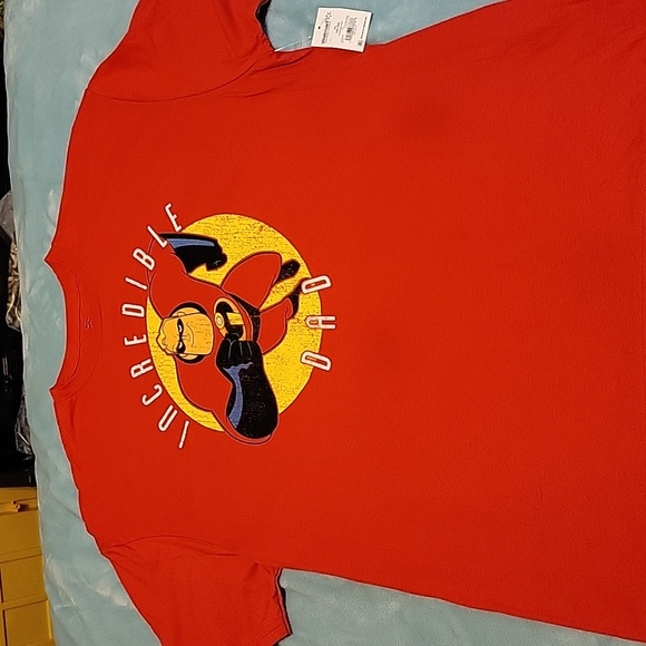 🫧 Disney Incredibles Red "Incredible Dad". Size XL Men - Picture 2 of 6